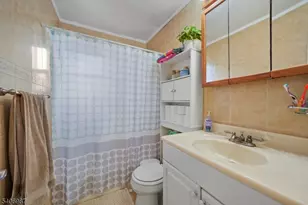 1300 Rock Ave Apt F1, North Plainfield, NJ 07060 - Photo 17