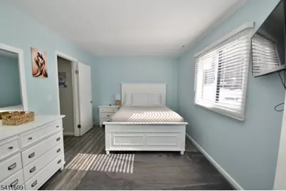 1 Onuma Ct, Vernon, NJ 07462 - Photo 9