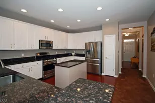 12 Quartz Way, Woodland Park, NJ 07424 - Photo 5