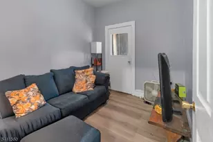 37 Blum St, Newark, NJ 07103 - Photo 5