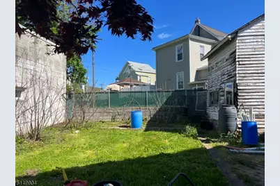 15 East Barbour Street, Haledon, NJ 07508 - Photo 9