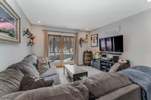 579 Dell Pl, Stanhope, NJ 07874 - Photo 3