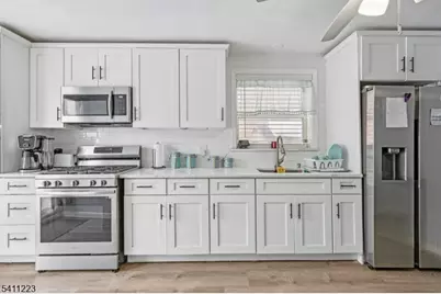 211 Newark Ave, Bloomfield, NJ 07003 - Photo 13