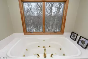 17 Gary Ct, Mount Olive, NJ 07836 - Photo 21