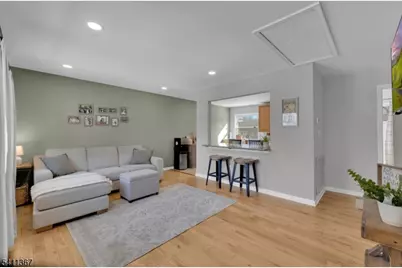 142 Barry Dr N, Vernon, NJ 07422 - Photo 7