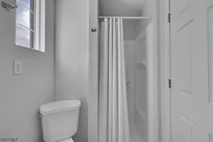 142 Barry Dr N, Vernon, NJ 07422 - Photo 23