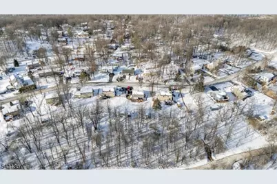 142 Barry Dr N, Vernon, NJ 07422 - Photo 33