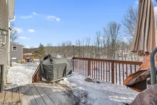 142 Barry Dr N, Vernon, NJ 07422 - Photo 27