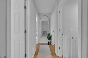 142 Barry Dr N, Vernon, NJ 07422 - Photo 13