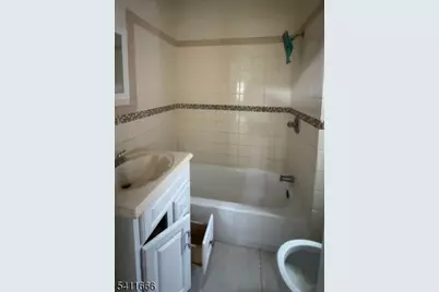 205 Parker Ave #2, Clifton, NJ 07011 - Photo 5