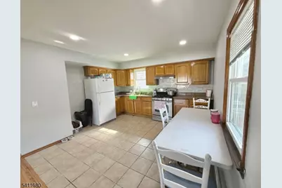 30 Cottage Pl, Garfield, NJ 07026 - Photo 3