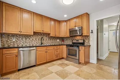 68 Valley Rd, Hillsborough Township, NJ 08844 - Photo 9