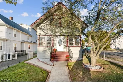 355 Bergen St, Plainfield, NJ 07063 - Photo 1