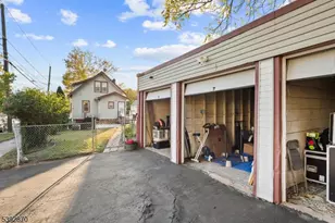 355 Bergen St, Plainfield, NJ 07063 - Photo 37