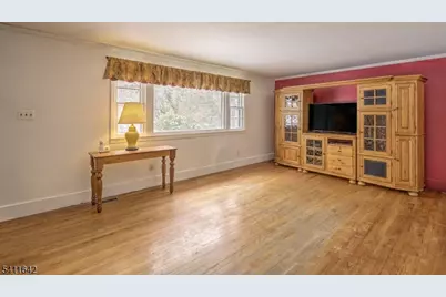 11 Winterwood Rd, Tewksbury Township, NJ 08833 - Photo 17