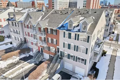 246 Matthews Dr #246, Newark, NJ 07103 - Photo 39