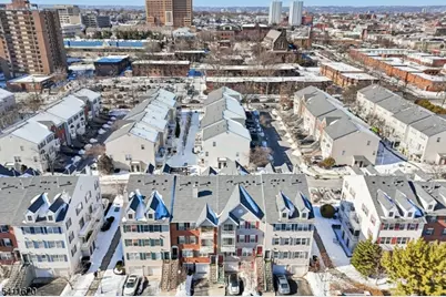 246 Matthews Dr #246, Newark, NJ 07103 - Photo 43