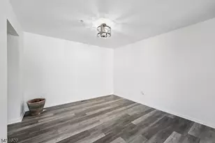 246 Matthews Drive, Newark, NJ 07103 - Photo 13