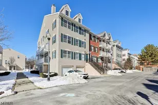 246 Matthews Drive, Newark, NJ 07103 - Photo 3