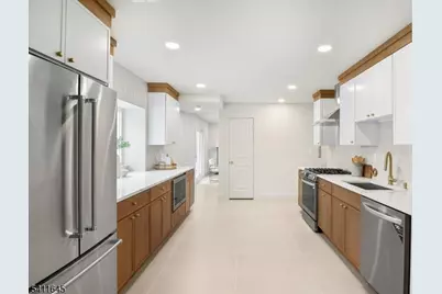 62 Drake Rd, Franklin Township, NJ 08873 - Photo 17