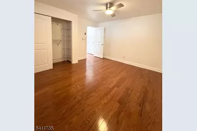 821-5B Jersey Ave, Elizabeth, NJ 07202 - Photo 7