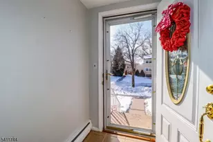 20 Alastair Pl, Woodbridge Township, NJ 07067 - Photo 3