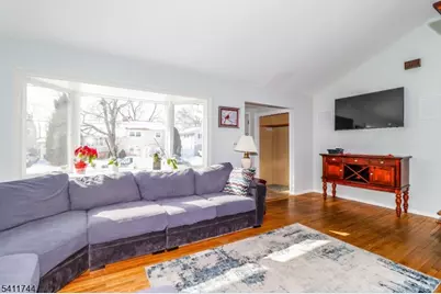 20 Alastair Pl, Woodbridge Township, NJ 07067 - Photo 5