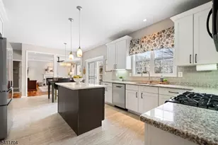 41 White Meadow Rd, Hillsborough Township, NJ 08844 - Photo 9