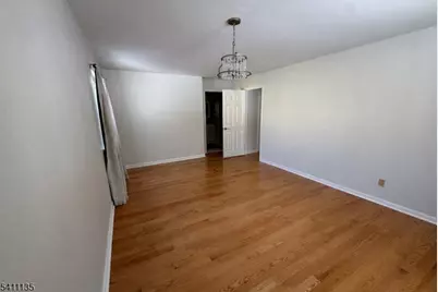 50-42 W Lindsley Rd #42, Cedar Grove Twp., NJ 07009 - Photo 9