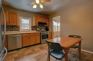 139 Sunset Ave, Butler, NJ 07405 - Photo 9