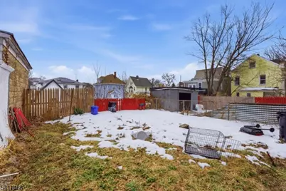 34 Leo Pl, Newark, NJ 07108 - Photo 17