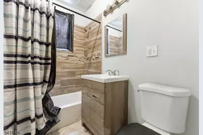 34 Leo Pl, Newark, NJ 07108 - Photo 5