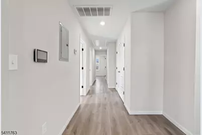 107 Willoughby St Unit 2, Newark, NJ 07112 - Photo 11