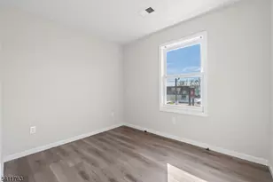 107 Willoughby St, Newark, NJ 07112 - Photo 13