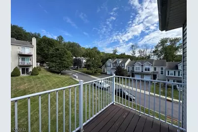 56 Congressional Blvd, Washington Township, NJ 07882 - Photo 5