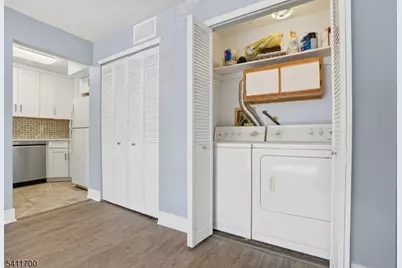 1314 Persimmon Ct, Mahwah, NJ 07430 - Photo 15