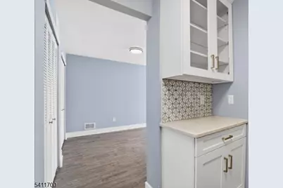 1314 Persimmon Ct, Mahwah, NJ 07430 - Photo 9