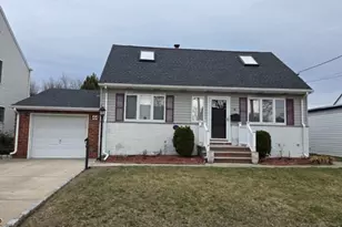 44 South Dr, Rochelle Park Township, NJ 07662 - Photo 1