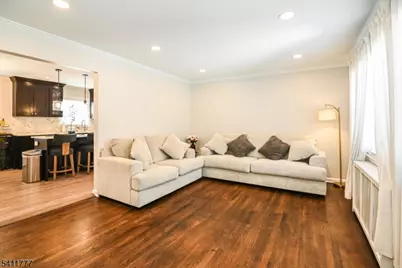 19 Glendale St, Nutley, NJ 07110 - Photo 3