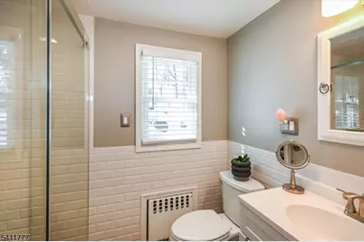 19 Glendale St, Nutley, NJ 07110 - Photo 17