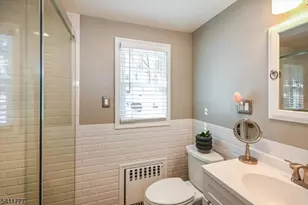 19 Glendale St, Nutley, NJ 07110 - Photo 17