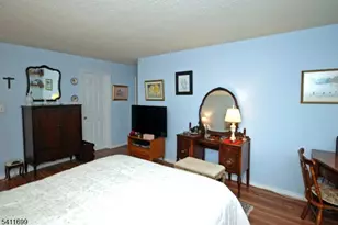 1418 Magnolia Ln Ondo, Branchburg Township, NJ 08876 - Photo 13