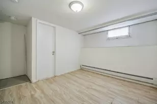 125 Laurita St, Linden, NJ 07036 - Photo 29