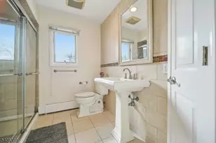 125 Laurita St, Linden, NJ 07036 - Photo 17