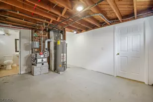 125 Laurita St, Linden, NJ 07036 - Photo 23