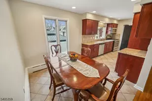 125 Laurita St, Linden, NJ 07036 - Photo 7