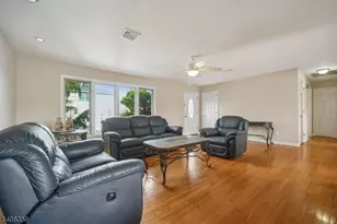 125 Laurita St, Linden, NJ 07036 - Photo 5