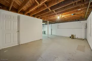 125 Laurita St, Linden, NJ 07036 - Photo 21