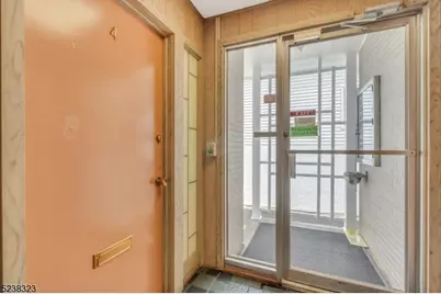 543 Valley Rd Unit 4, Montclair, NJ 07043 - Photo 3