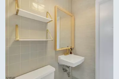 543 Valley Rd Unit 4, Montclair, NJ 07043 - Photo 15